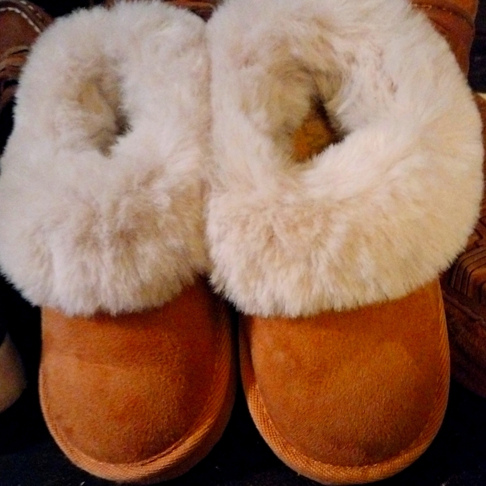 Cozy Tan Shearling Kids Slippers